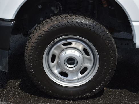 Used 2026 Ford F250 XL AWD/4WD image 9