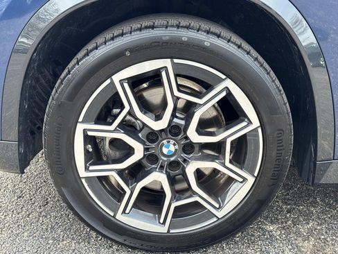 Used 2025 BMW X1 xDrive28i w/ Premium Package image 9
