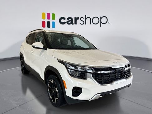 Used 2025 Kia Seltos EX w/ EX Sunroof Package AWD/4WD image 7