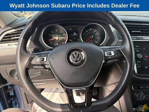 Used 2019 Volkswagen Tiguan SE w/ Panoramic Sunroof Package FWD image 24
