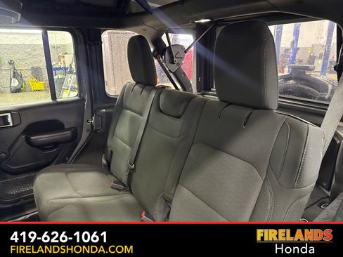 Used 2020 Jeep Wrangler Unlimited Sport image 26