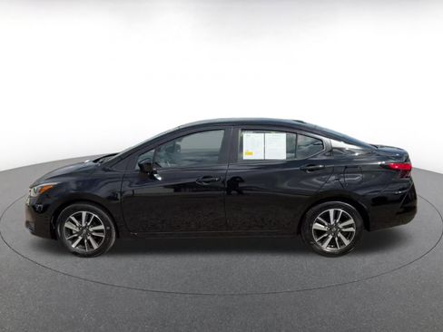Used 2025 Nissan Versa SV FWD image 7