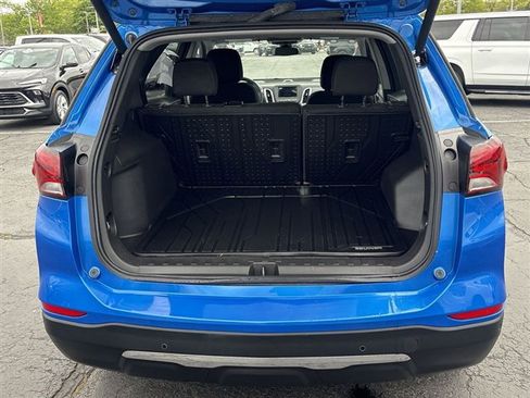 Used 2024 Chevrolet Equinox LT w/ LPO, Floor Liner Package AWD/4WD image 24