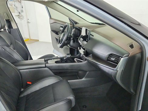 Used 2023 Nissan Rogue Platinum w/ Platinum Premium Package FWD image 21