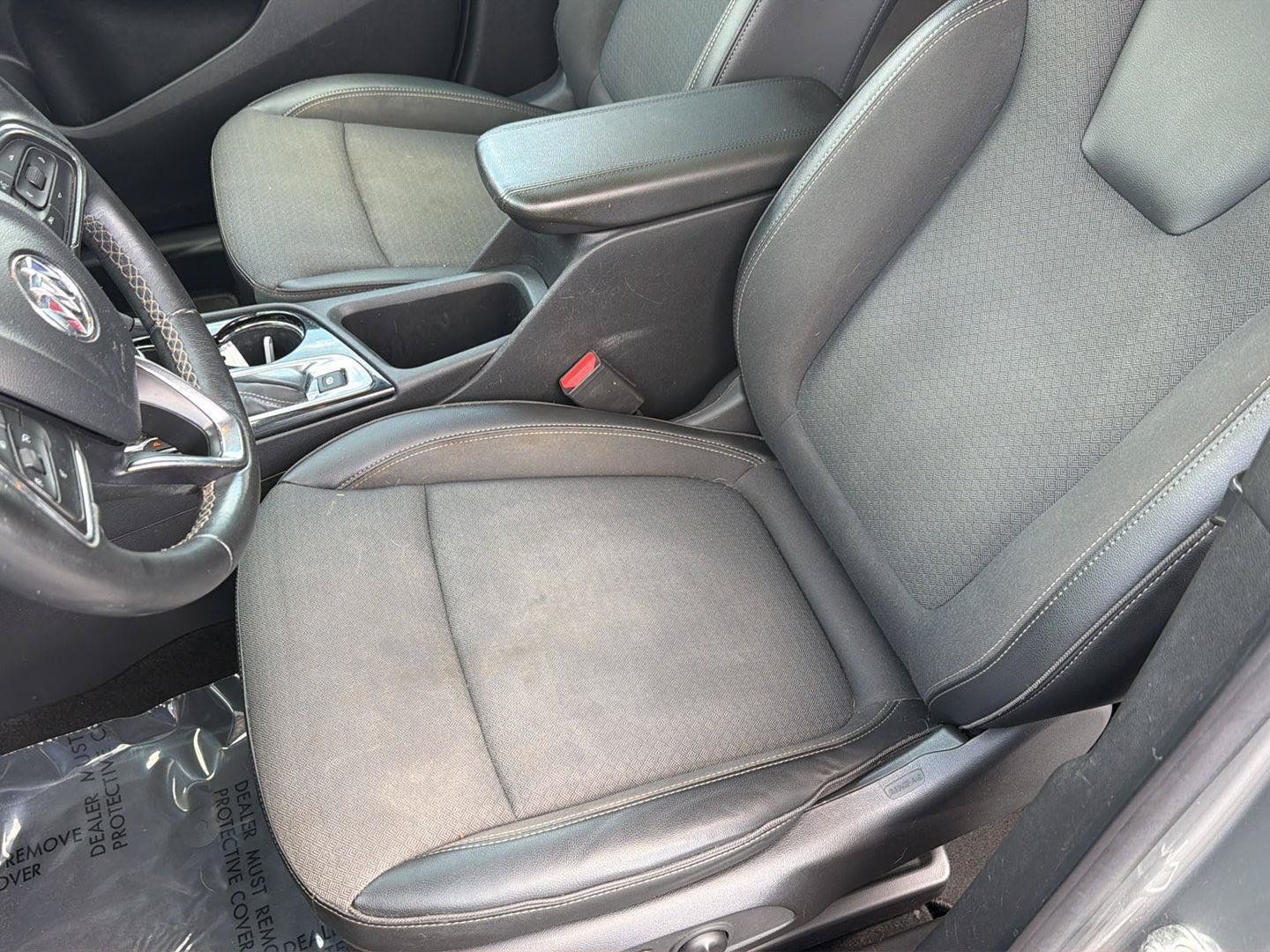 Certified 2023 Buick Encore GX Select FWD image 28