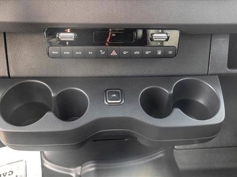 New 2026 Mercedes-Benz Sprinter 2500 image 18