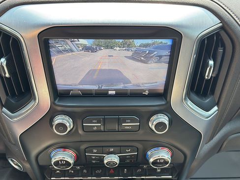 Used 2020 GMC Sierra 1500 SLT w/ SLT Premium Plus Package image 32