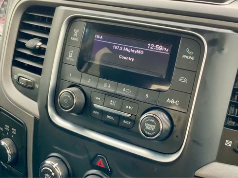 Used 2016 RAM 2500 Tradesman w/ Chrome Appearance Group image 46