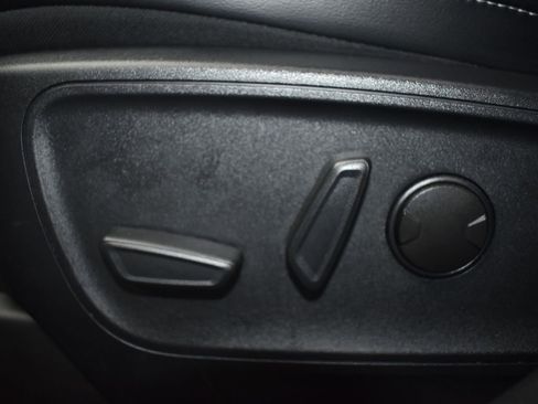 Used 2024 Ford Escape Platinum image 8