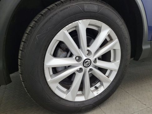 Used 2019 Nissan Rogue Sport SV AWD/4WD image 31