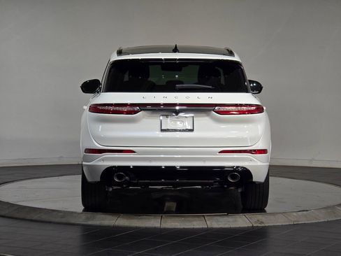 New 2026 Lincoln Corsair Reserve image 5