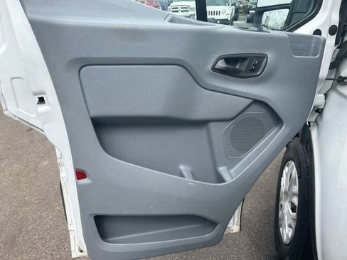 Used 2015 Ford Transit 350 XLT RWD image 12