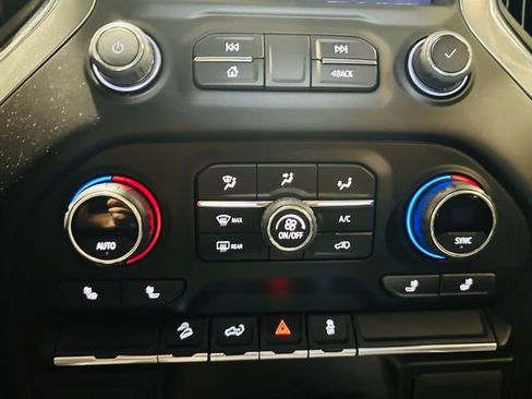 Used 2022 Chevrolet Silverado 1500 RST w/ Z71 Off-Road Package image 30