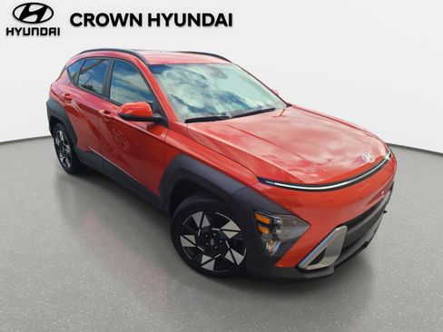 Used 2024 Hyundai Kona SEL image 3