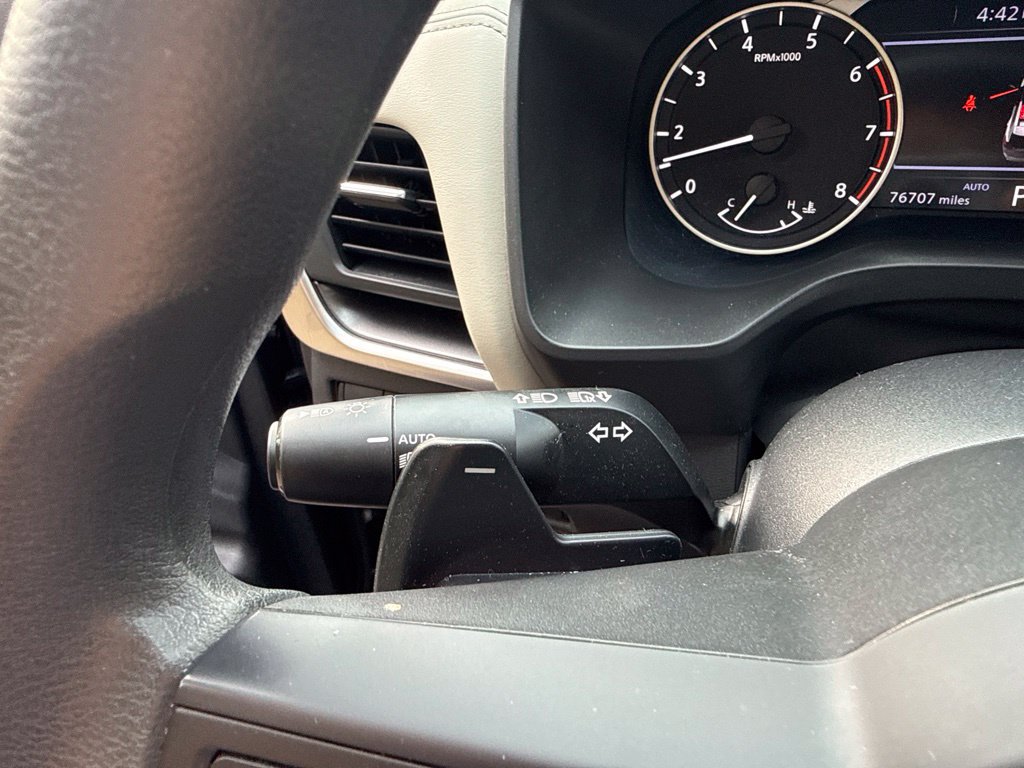 Used 2024 Nissan Rogue SV AWD/4WD image 17