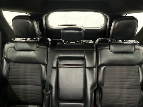 Certified 2025 Ford Explorer ST-Line w/ ST-Line Street Pack image 32