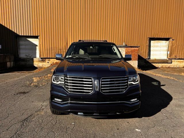 Used 2017 Lincoln Navigator L Select AWD/4WD image 2