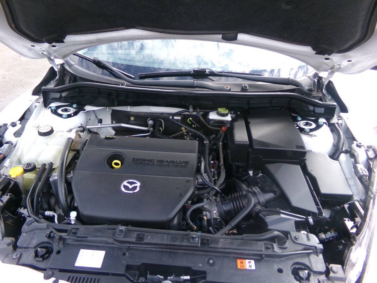 Used 2010 MAZDA MAZDA3 s Grand Touring FWD image 9