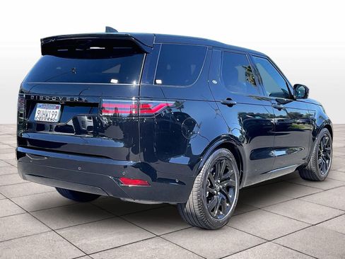 Used 2025 Land Rover Discovery Dynamic SE AWD/4WD image 15