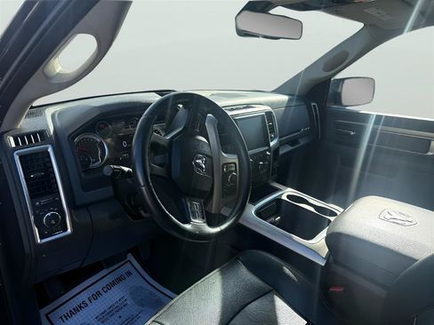 Used 2016 RAM 1500 Big Horn AWD/4WD image 9
