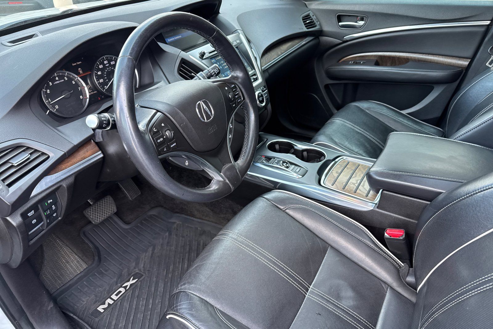 Used 2018 Acura MDX w/ Advance Package AWD/4WD image 10