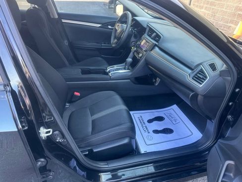 Used 2018 Honda Civic LX image 9