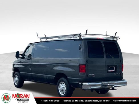 Used 2013 Ford E-150 and Econoline 150 w/ Exterior Upgrade Pkg RWD image 4