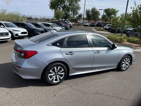 Used 2023 Honda Civic LX image 5