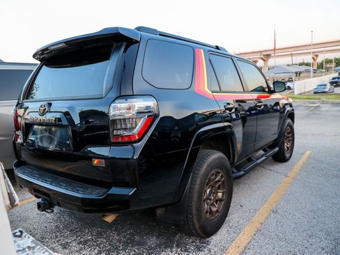 Used 2023 Toyota 4Runner 40th Anniversary SE AWD/4WD image 8