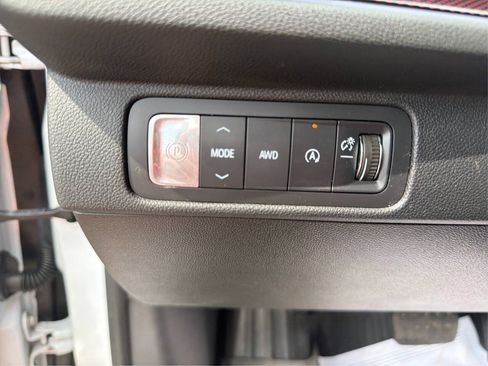 Used 2024 Chevrolet Traverse RS w/ LPO, Floor Liner Package AWD/4WD image 35