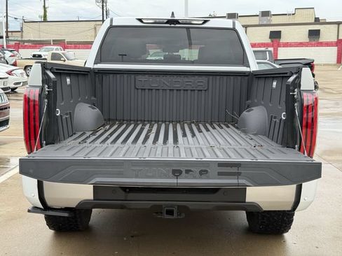 Used 2023 Toyota Tundra Limited AWD/4WD image 36