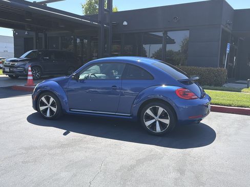Used 2012 Volkswagen Beetle Turbo FWD image 17