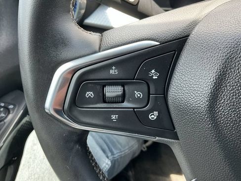 Used 2024 Chevrolet Trax LT w/ Driver Confidence Package FWD image 15