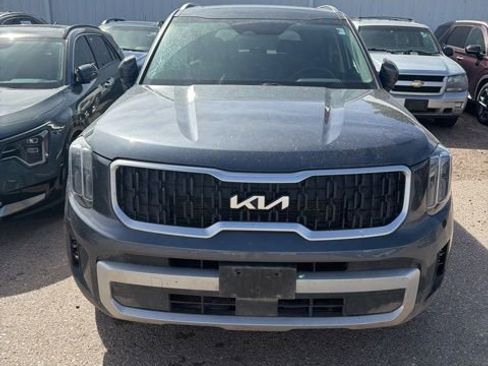 Used 2024 Kia Telluride EX image 1