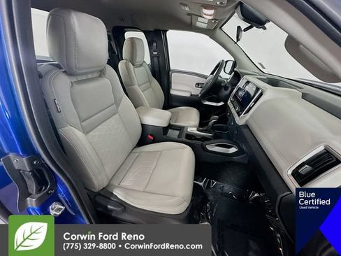 Used 2025 Nissan Frontier SV AWD/4WD image 28