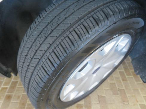 Used 2016 Ford Transit Connect XL image 11