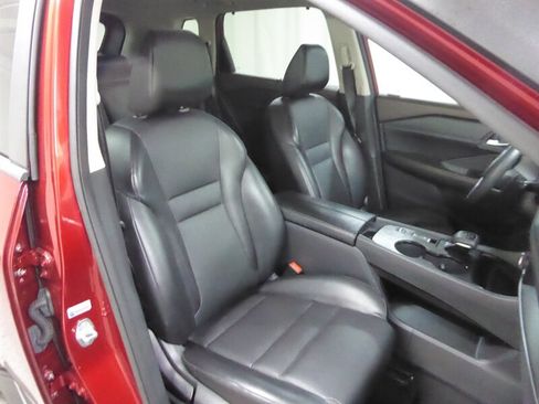 Used 2022 Nissan Rogue SV w/ SV Premium Package FWD image 24
