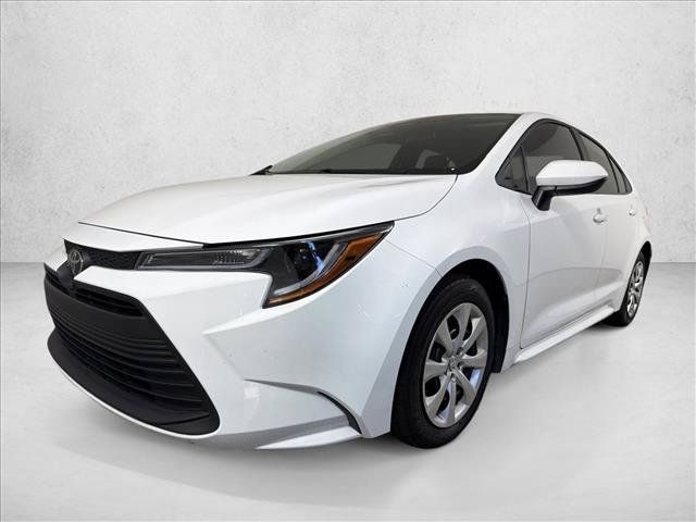 Used 2025 Toyota Corolla LE w/ Convenience Package FWD image 7