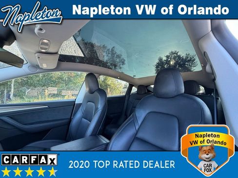 Used 2022 Tesla Model Y Long Range image 25