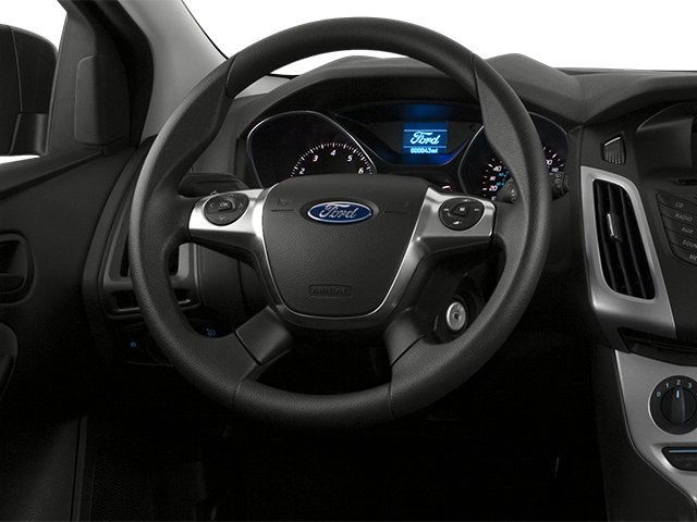 Used 2014 Ford Focus SE FWD image 6