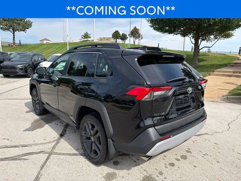 Used 2023 Toyota RAV4 Adventure w/ Convenience Package AWD/4WD image 8