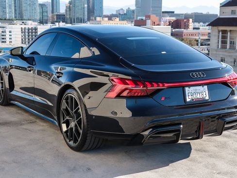 Used 2025 Audi RS e-tron GT performance w/ 21" Wheel Package image 9