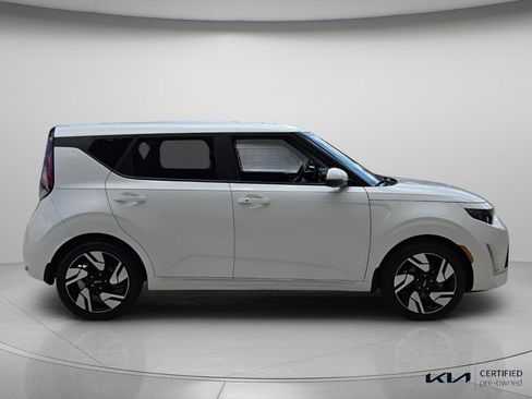 Certified 2023 Kia Soul GT-Line FWD image 4