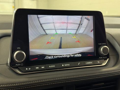 Certified 2025 Nissan Rogue S AWD/4WD image 35