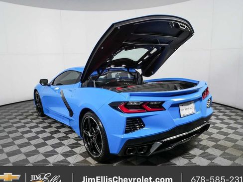 Used 2025 Chevrolet Corvette Stingray Preferred Cpe w/ 2LT RWD image 27