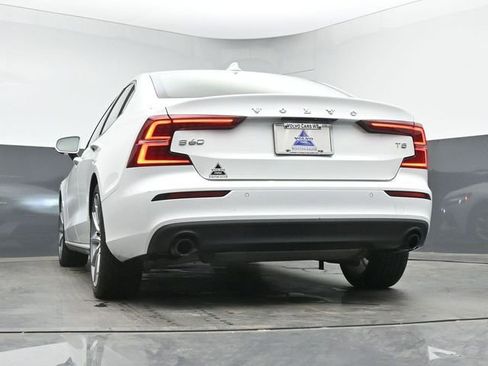 Used 2020 Volvo S60 T5 Momentum FWD image 20