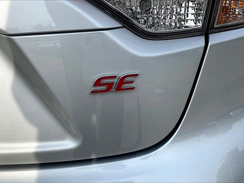 Used 2025 Toyota Corolla SE FWD image 32