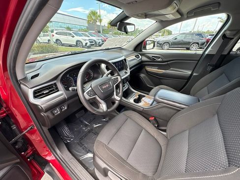 Used 2021 GMC Acadia SLE FWD image 11