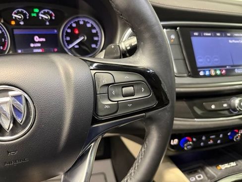 Used 2023 Buick Enclave Essence FWD image 17
