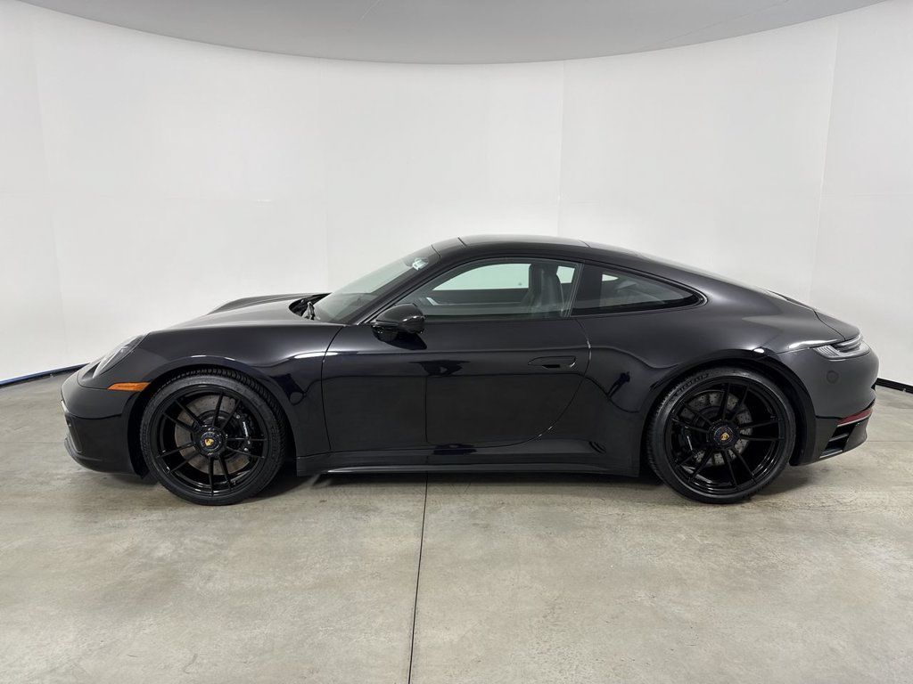 Certified 2024 Porsche 911 Carrera GTS RWD image 2